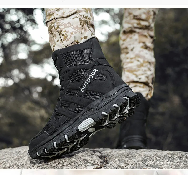 New Men's Boots Fashion Outdoor Men Hiking Boots High Top Breathable Men Desert Combat Ankle Boots Non-slip Motorcycle Boots
