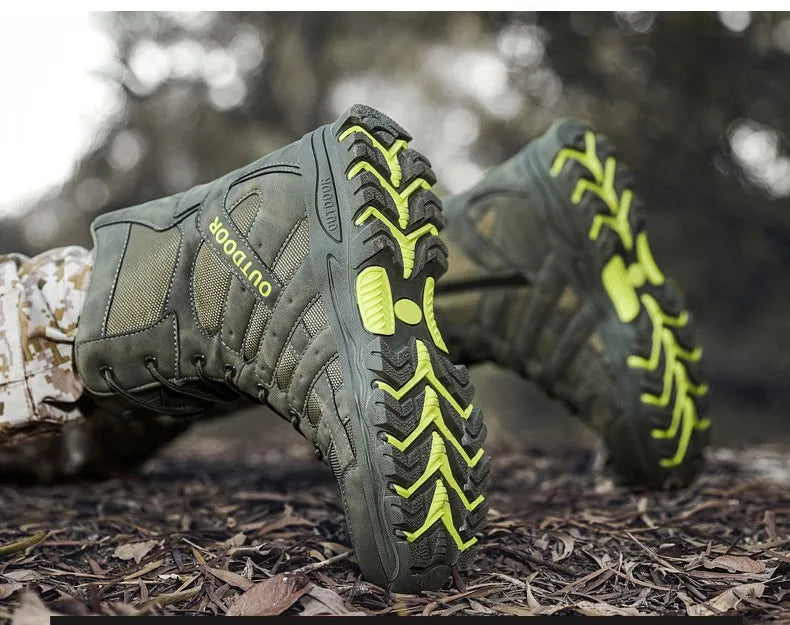 New Men's Boots Fashion Outdoor Men Hiking Boots High Top Breathable Men Desert Combat Ankle Boots Non-slip Motorcycle Boots