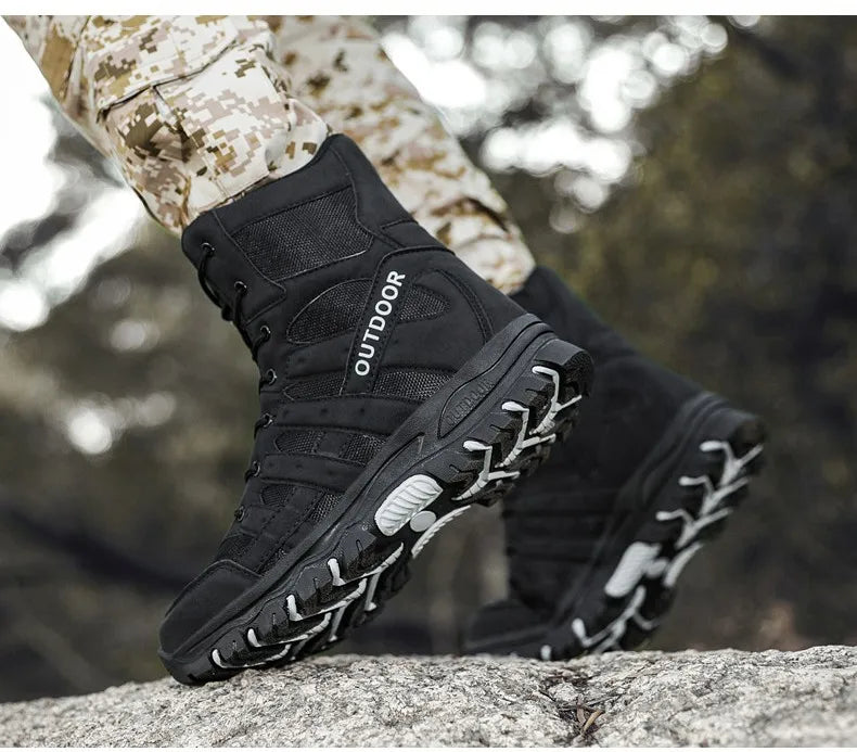 New Men's Boots Fashion Outdoor Men Hiking Boots High Top Breathable Men Desert Combat Ankle Boots Non-slip Motorcycle Boots