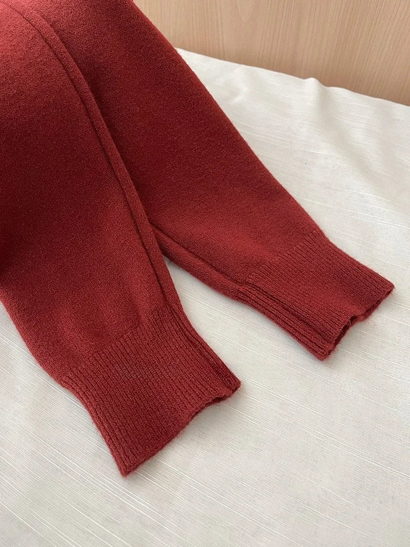 Autumn Winter 2025 New Women's Retro Love Small Gold Buckle Cardigan Female Casual Solid Long Sleeve Slim Knitted Sweater