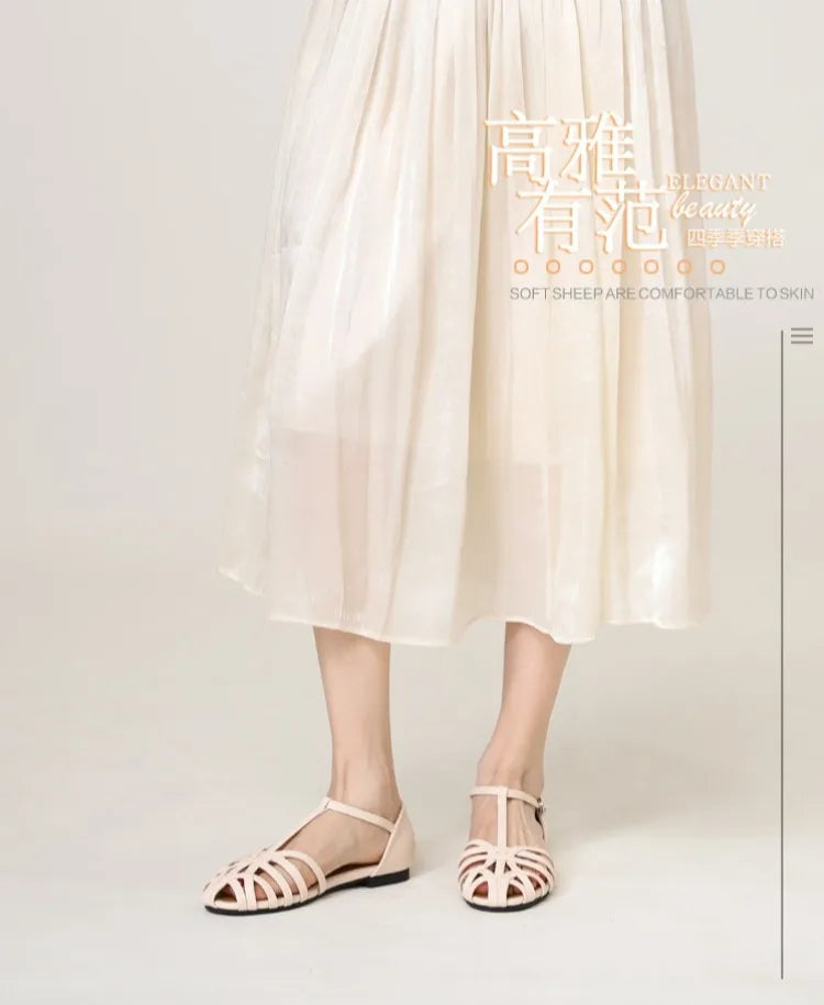Knitted Hollow Flat Toe Sandals for Women's 2025 New Summer Wear, Breathable One-piece Buckle Fashion Vacation Roman Shoes Women