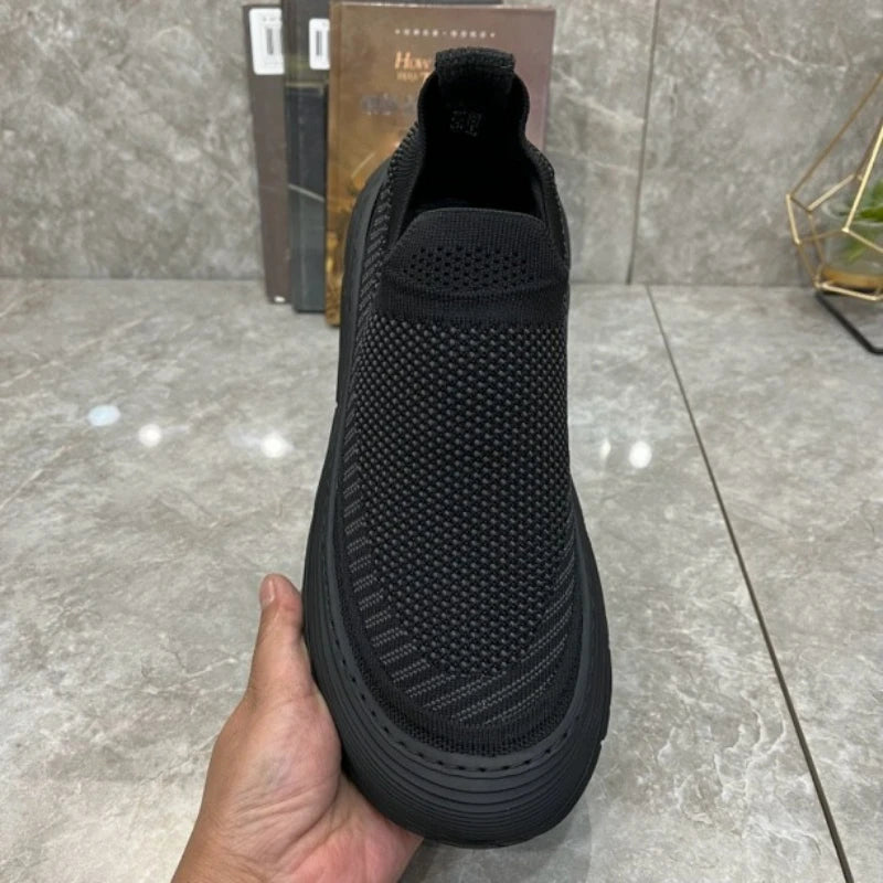 Men's Sneakers Knitted Casual Shoes New Black Soft Sole Male Running Shoes Outdoor Platform Shoe Slip on Mesh Men Shoes Zapatos