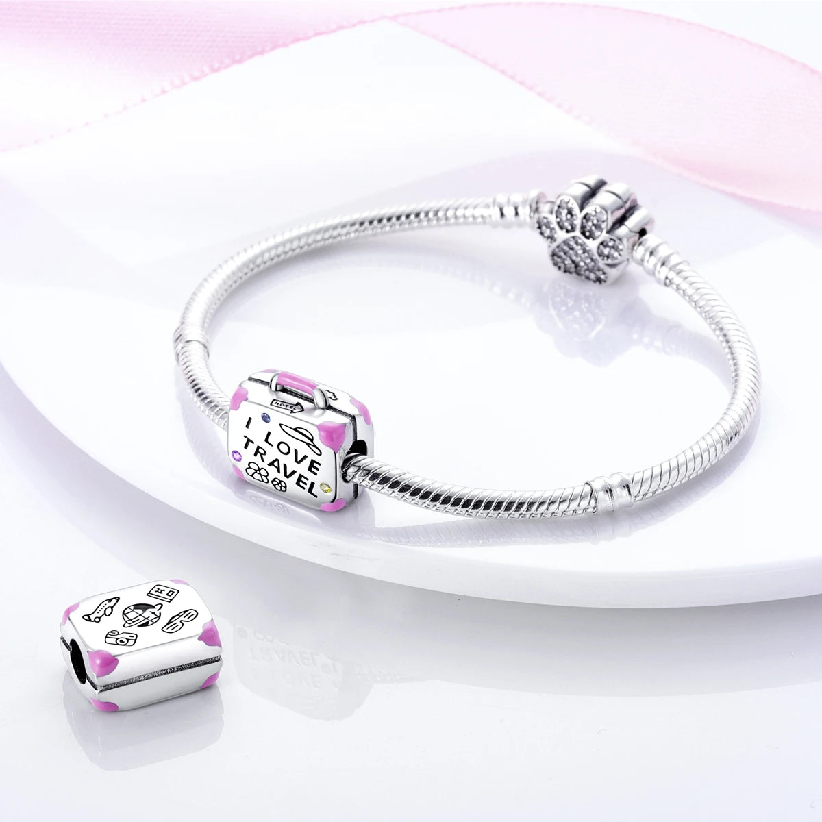 Silver Plated Cute Animals Charms Pendant Lovely Penguin Avocado Dangle Charm Beads Fit Bangle Bracelet Necklace Women Jewelry