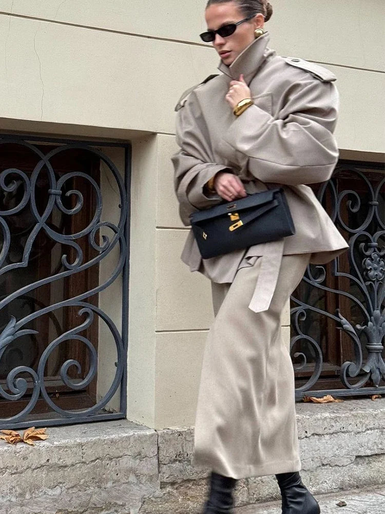 Solid Lapel Lace Up Trench Coat For Women Fashion Long Sleeves Wide Shoulder Short Loose Coat 2025 New Autumn Commute Outwear