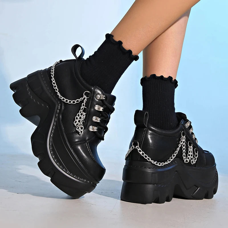 Gothic Punk Chunky Sneakers for Women Black Chain Decor Platform Sports Shoes Woman Thick Sole Non Slip Punk Sneakers Plus Size