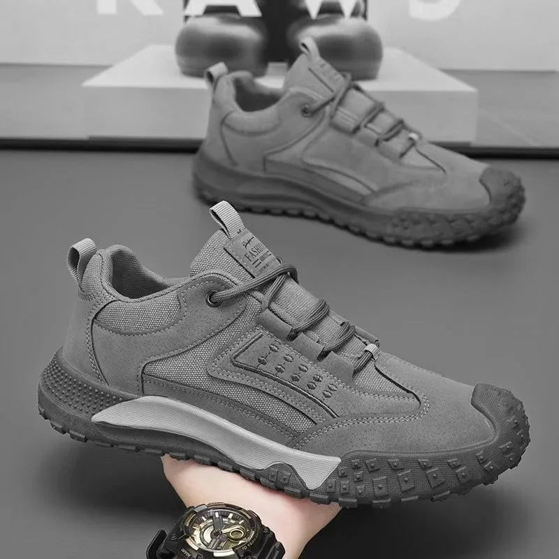 Men's Breathable Closed-Toe Hiking Shoes Non-Slip Lace-Up Low-Cut Casual Athletic Shoes Durable Outdoor Walking Sneakers for Men
