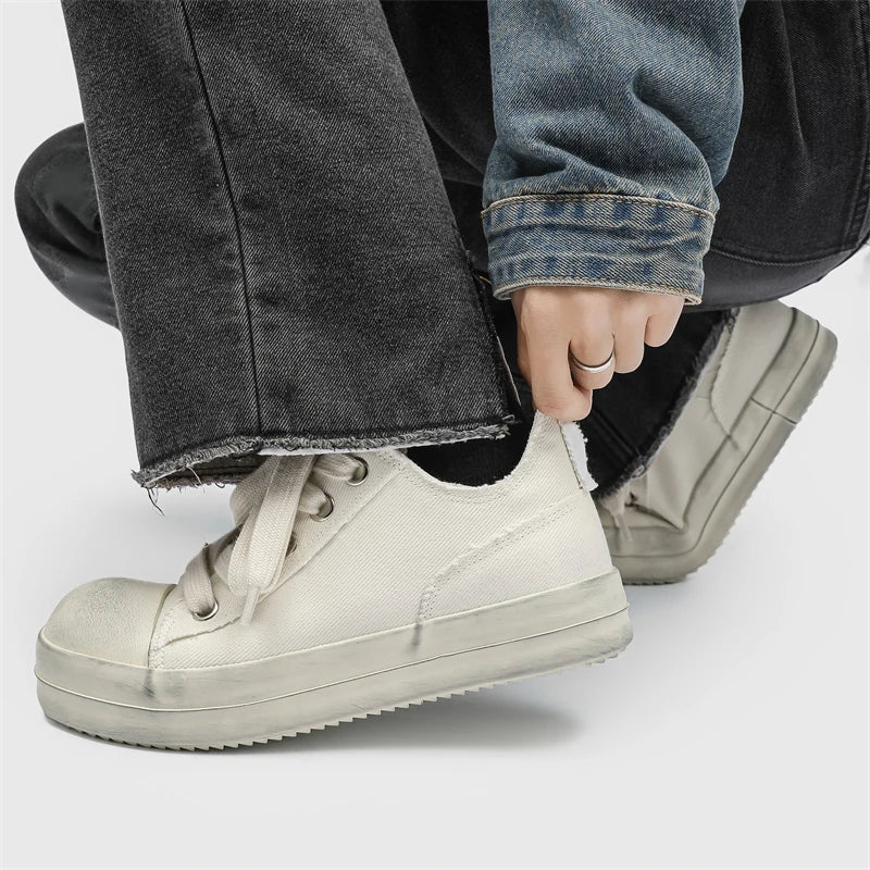 2025New Men Canvas Thick Bottom Sneakers Fashion Lace Up Casual Youth Shoes Lightweight Outdoor Comfy Flat Designer Walking Shoe
