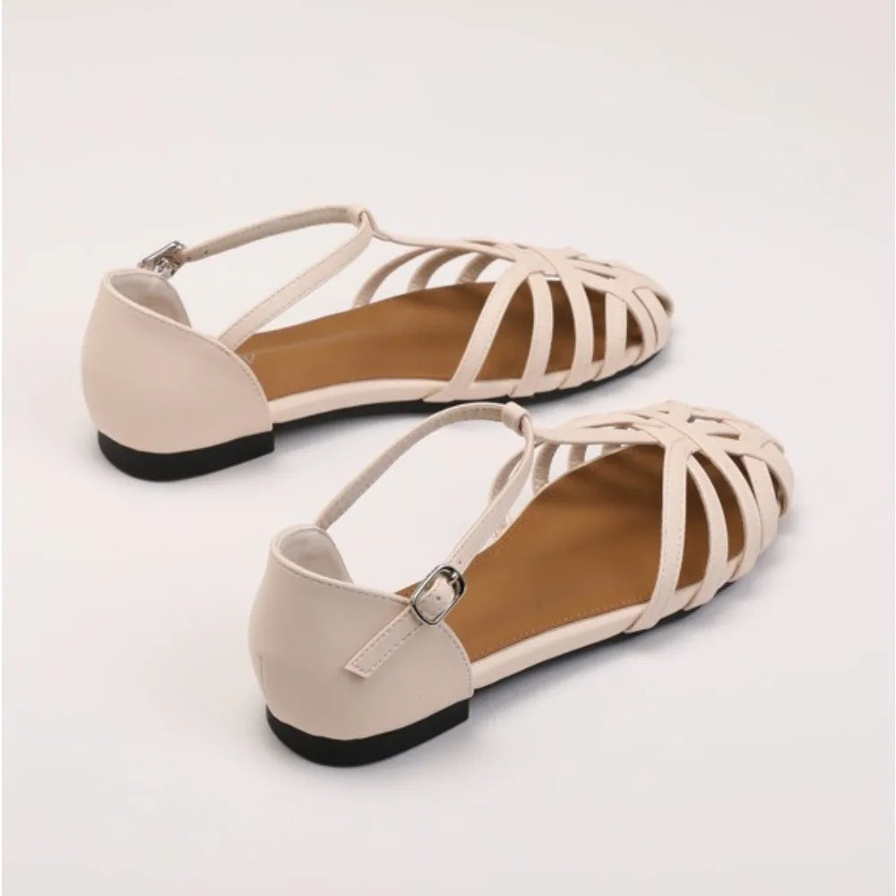 Knitted Hollow Flat Toe Sandals for Women's 2025 New Summer Wear, Breathable One-piece Buckle Fashion Vacation Roman Shoes Women