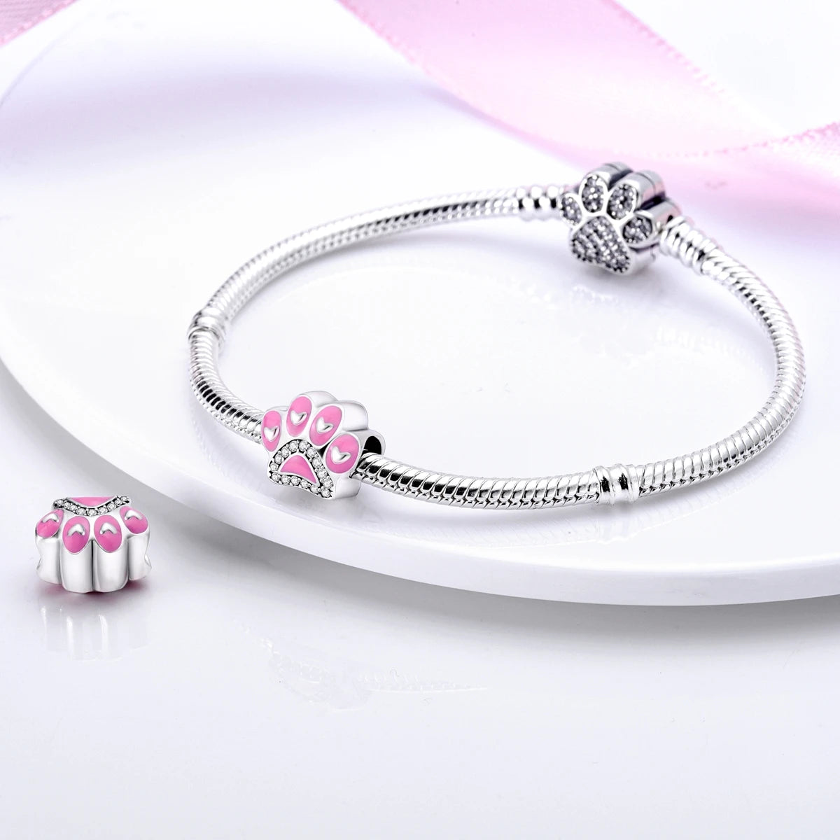 Silver Plated Cute Animals Charms Pendant Lovely Penguin Avocado Dangle Charm Beads Fit Bangle Bracelet Necklace Women Jewelry