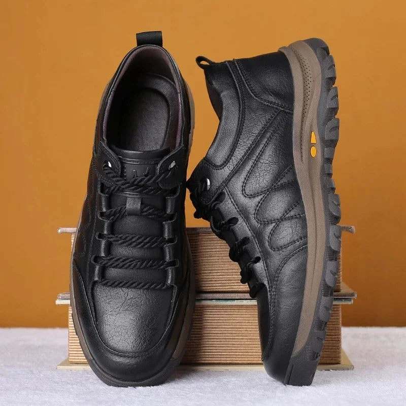 Lightweight Odor-proof Outdoor Wear-resistant Non-slip Hiking Shoes Men Leather PU Casual Shoes Men's Sports Shoes Zapatillas