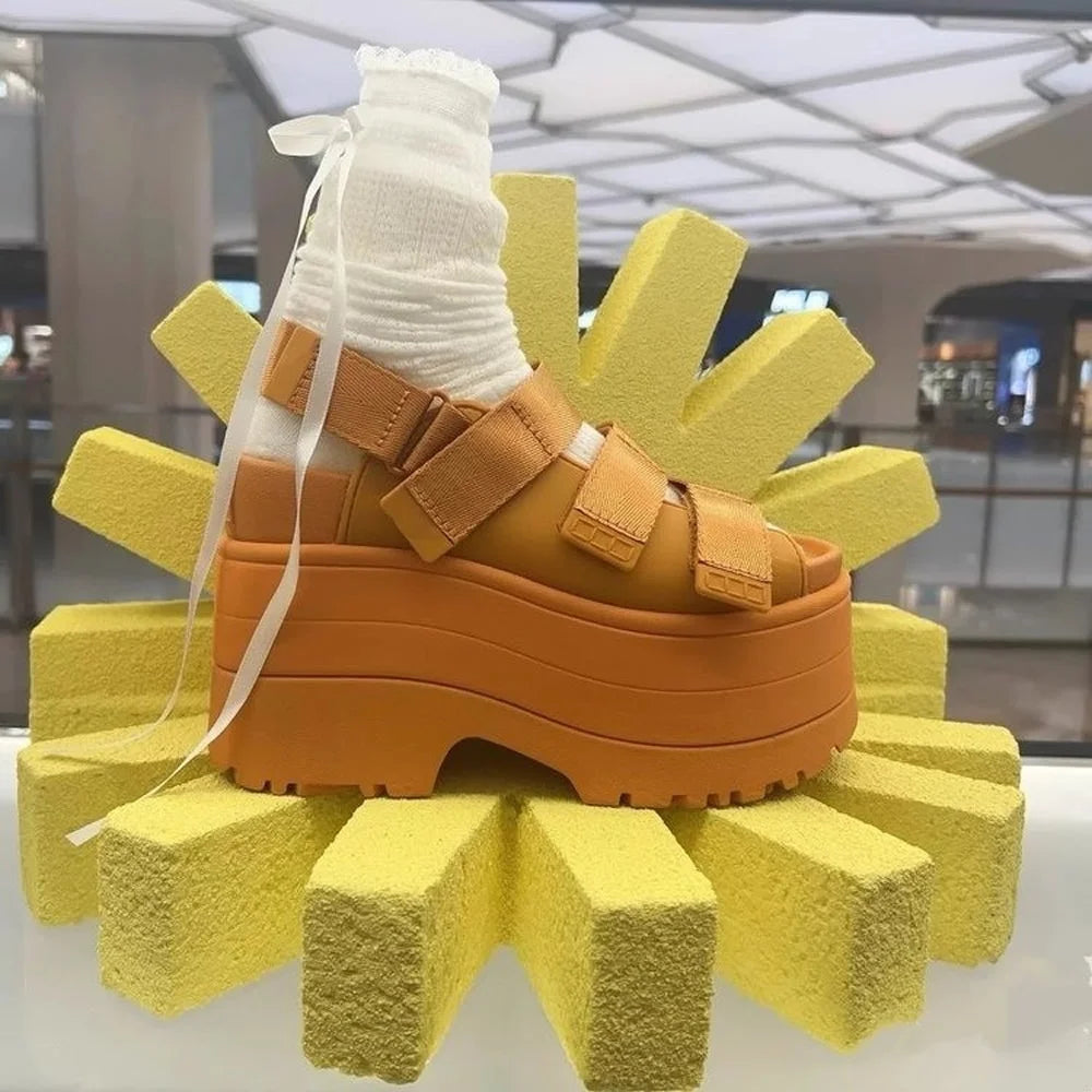 Xuntaocn 2025 Retro Sle High Heel Sandals Roman Toe Covering Waterproof Platform Casual Leisure Thi Bot Pure Color