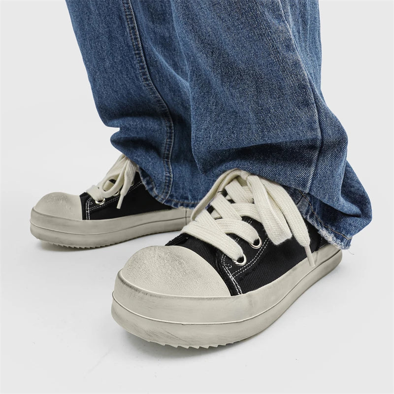 2025New Men Canvas Thick Bottom Sneakers Fashion Lace Up Casual Youth Shoes Lightweight Outdoor Comfy Flat Designer Walking Shoe