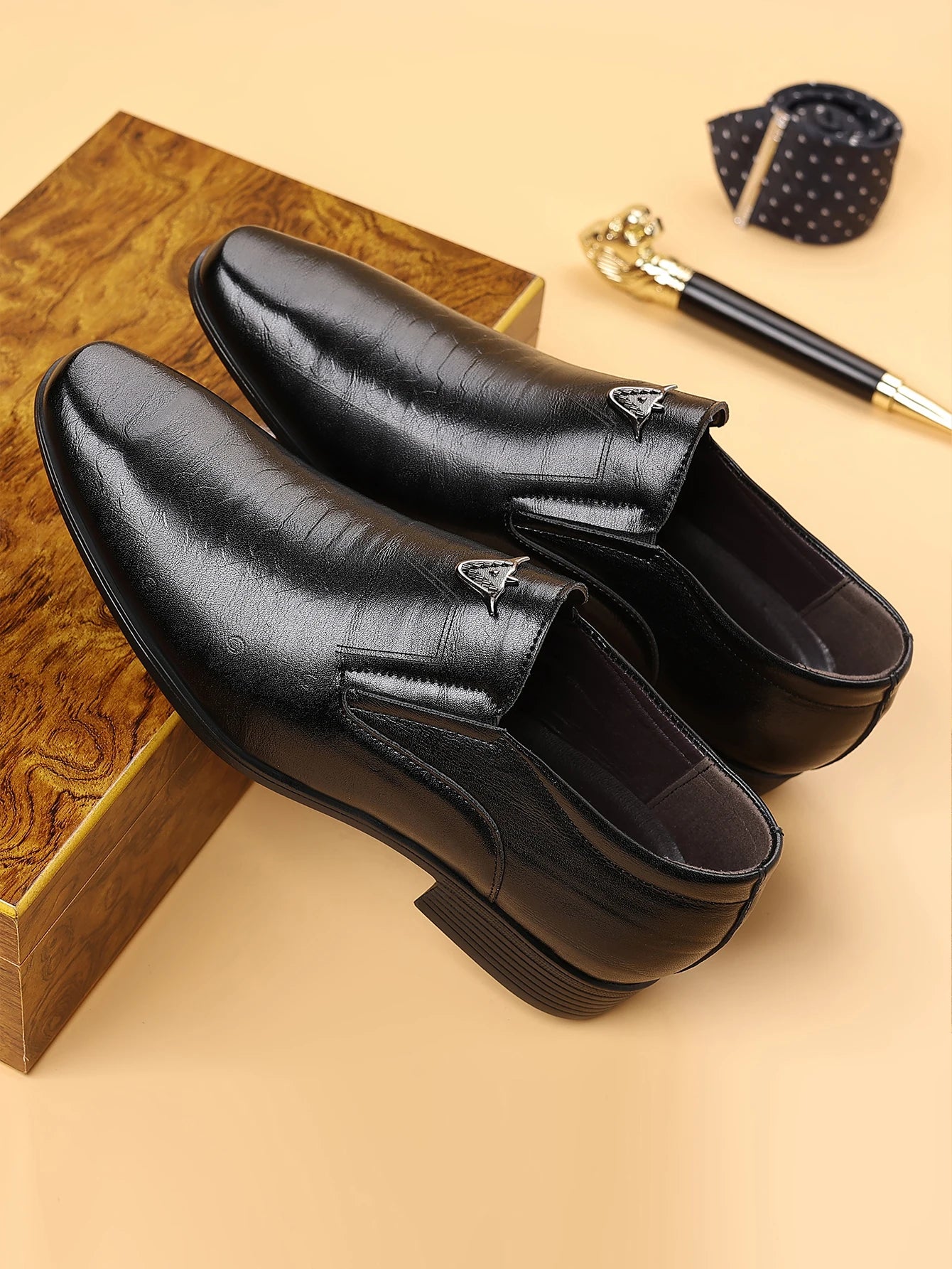 Men's Dress Shoes, Oxford Shoes, Uniform Business Casual Shoes, Formal Soft Classic Wedding Casual Shoes