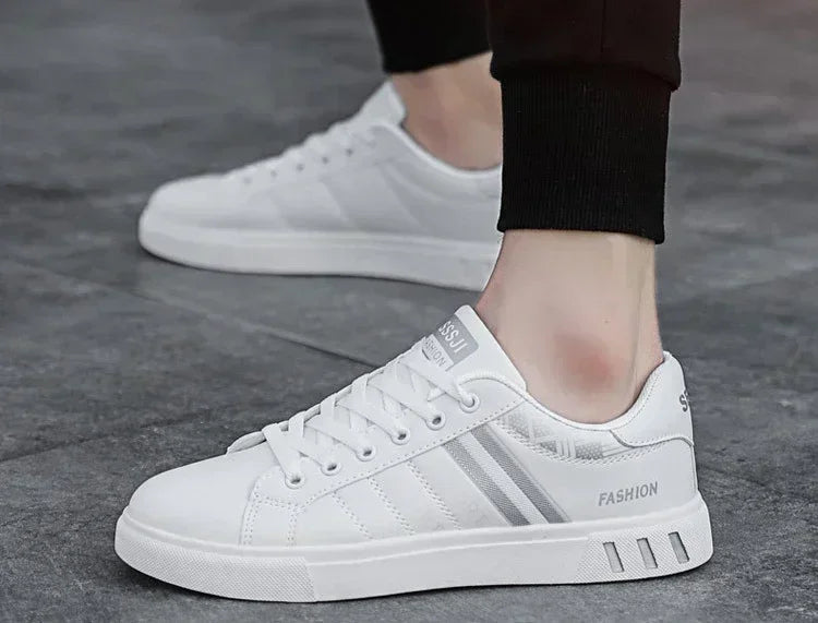 Men Casual Sports Shoes Anti Slip Wear-Resistant Breathable Cushioning Color Blocking Design Versatile Casual Sports Shoes