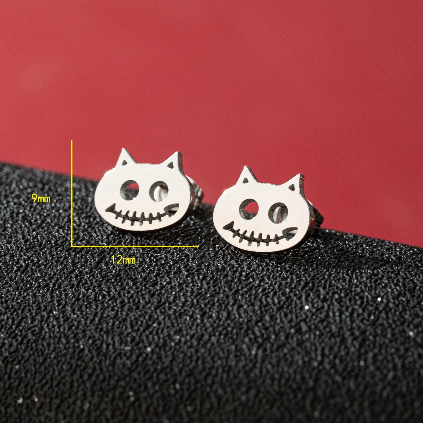 Gothic Halloween Spider Web Asymmetric Earrings For Women Punk Wolf Head Animal Black Color Piercing Ear Surgical Steel Stud