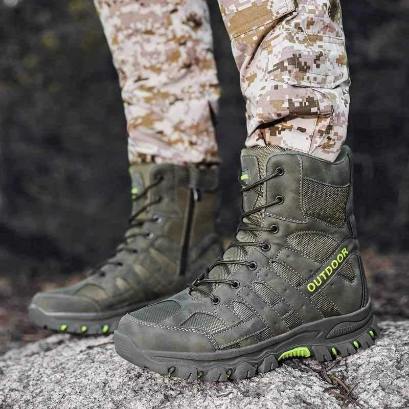 New Men's Boots Fashion Outdoor Men Hiking Boots High Top Breathable Men Desert Combat Ankle Boots Non-slip Motorcycle Boots