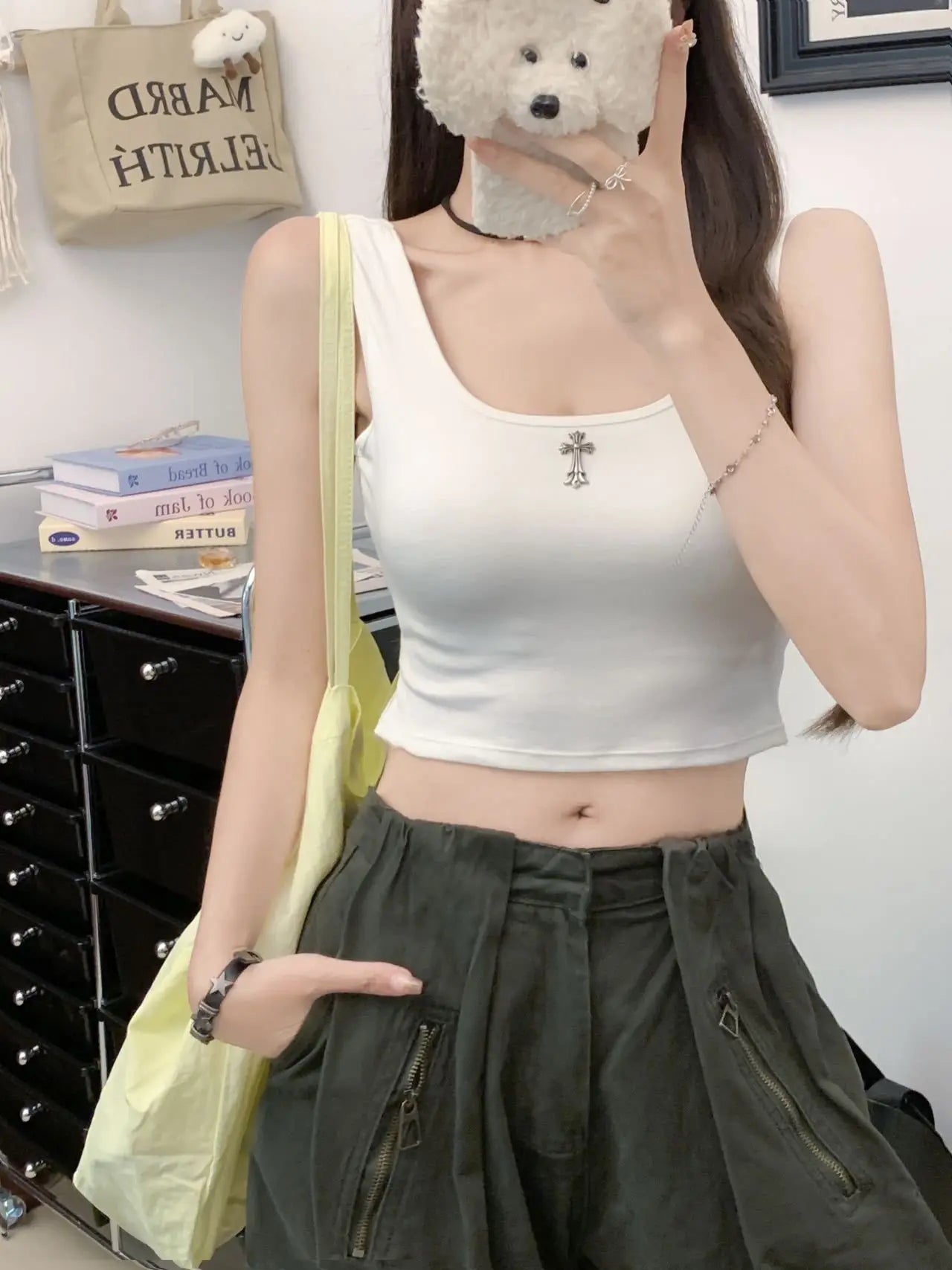Square Neck Sling Camisoles Women Beautiful Back Cross Back Casual Sports Tank Top with Chest Pad