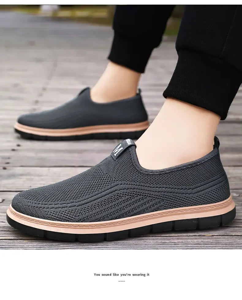 Men's Summer New Loafers Casual Cloth Shoes with Breathable Mesh and Versatile Sneaker Leisure Running Shoes Tenis Masculino
