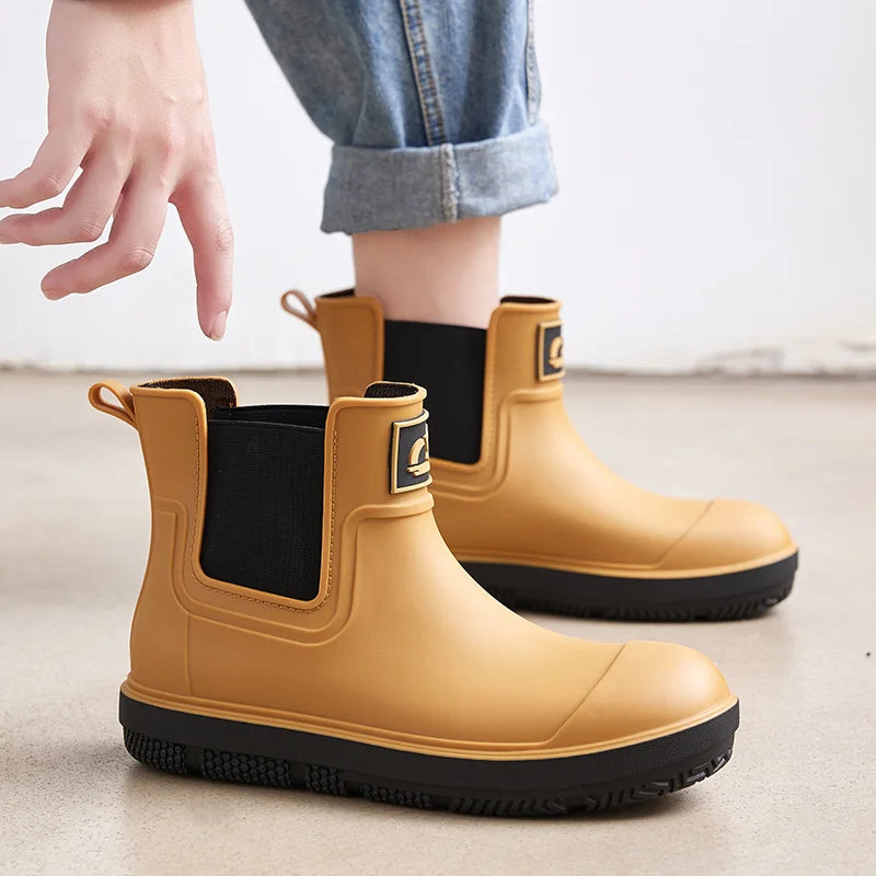 Versatile Casual Waterproof Men's Rain Shoes Short Boot Fleece Lined Warm Non-slip Wear Resistant Comfortable Outdoor Wear