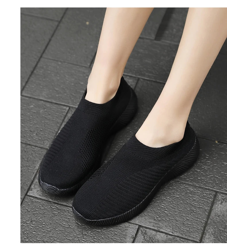 New Pink Women Shoes Soft Sneakers Lightweight And Comfortable Women Slip On Lazy Loafers Walking Shoes For Women Size 36-42