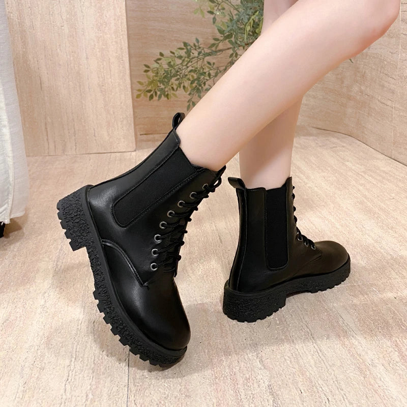 Women 2025Autumn New Tooling Boots Lady Anti Slip Waterproof Lace Up Short Boots Students Casual Thick Heel Knight Boots