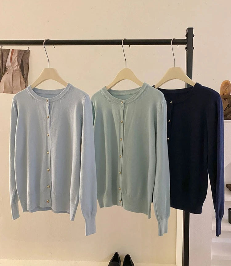 AOSSVIAO 2025 Autumn Winter Cardigan Women's Tops Retro Single Breasted Female Casual Solid Long Sleeve Knitted Sweater