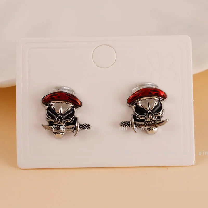 Skull Helmet Viking Caribbean Pirate Ear Studs for Women Fashion Halloween Personalized Festival Party Skull Earrings for Men