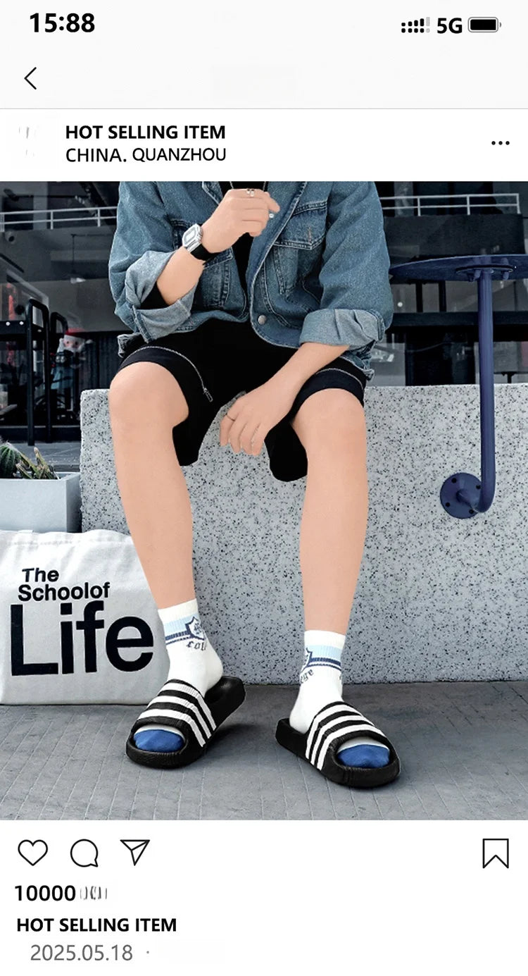 Fashion men's summer light EVA slippers massage slippers indoor and outdoor sandals new non-slip shower slippers women 36-46