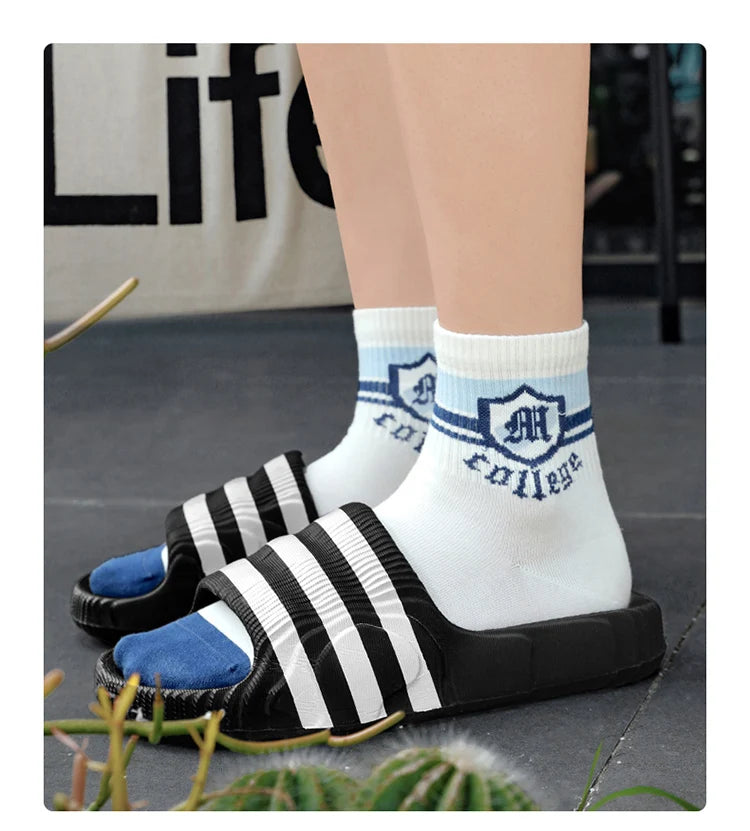 Fashion men's summer light EVA slippers massage slippers indoor and outdoor sandals new non-slip shower slippers women 36-46