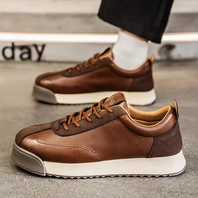 Luxury Fashion Men's Casual Shoes Leather Walking Sneakers Retro Platform Sport Shoes Comfortable Flats for Men Zapatos Hombre