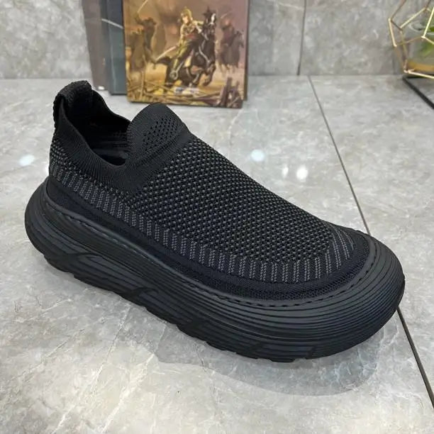 Men's Sneakers Knitted Casual Shoes New Black Soft Sole Male Running Shoes Outdoor Platform Shoe Slip on Mesh Men Shoes Zapatos