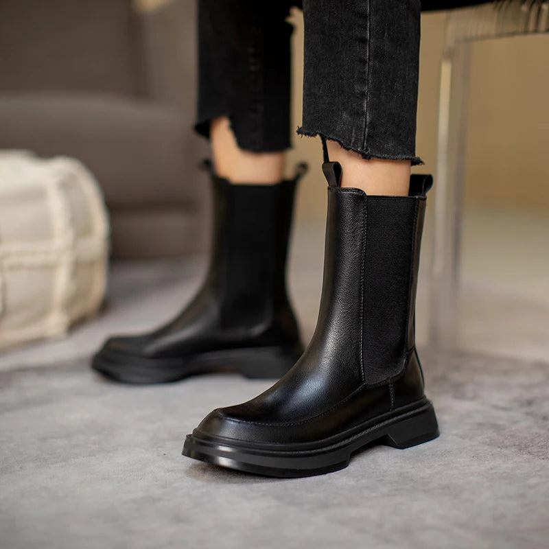 Hot Genuine Leather Women's Boots Retro British Style Slip-On Chelsea Boots Fashion Ankle Boots Round Toe Flat with Women Shoes