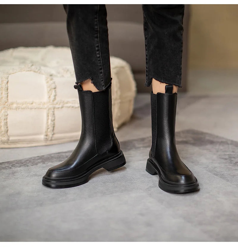 Hot Genuine Leather Women's Boots Retro British Style Slip-On Chelsea Boots Fashion Ankle Boots Round Toe Flat with Women Shoes