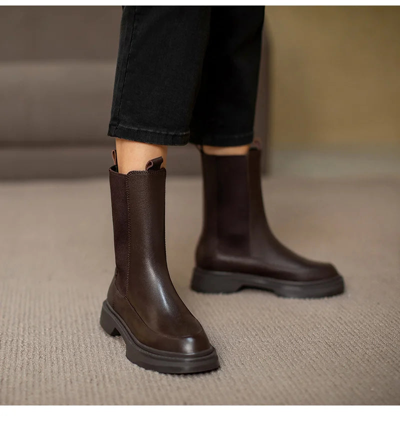 Hot Genuine Leather Women's Boots Retro British Style Slip-On Chelsea Boots Fashion Ankle Boots Round Toe Flat with Women Shoes