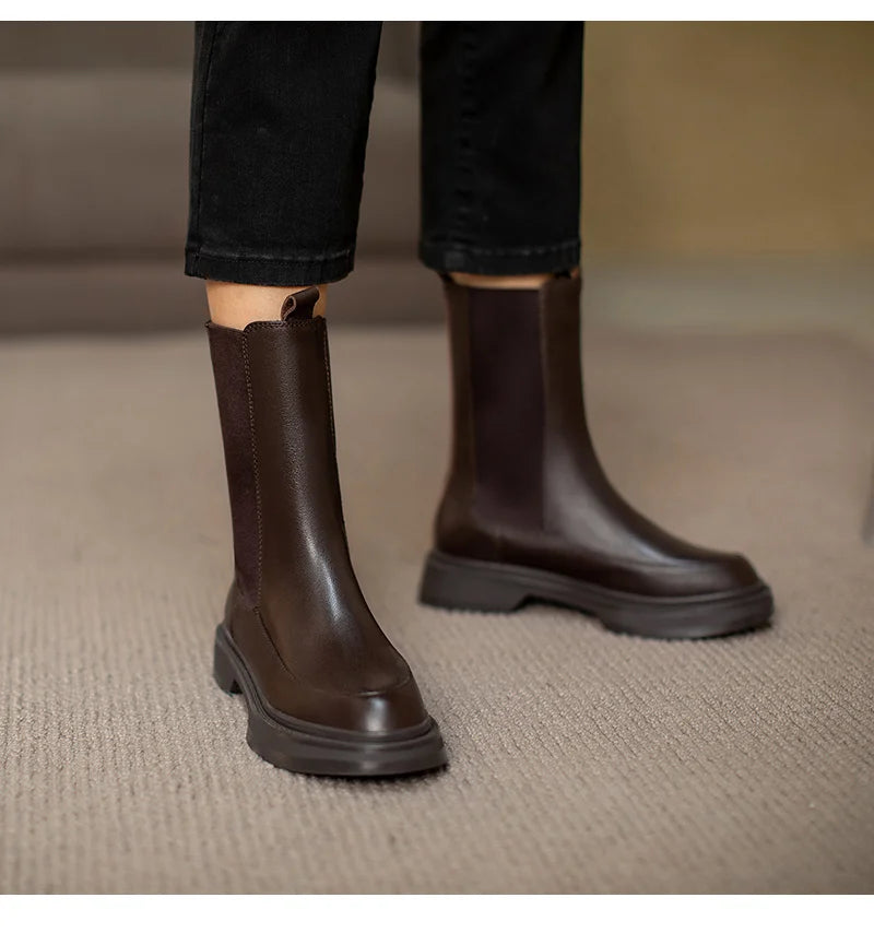 Hot Genuine Leather Women's Boots Retro British Style Slip-On Chelsea Boots Fashion Ankle Boots Round Toe Flat with Women Shoes