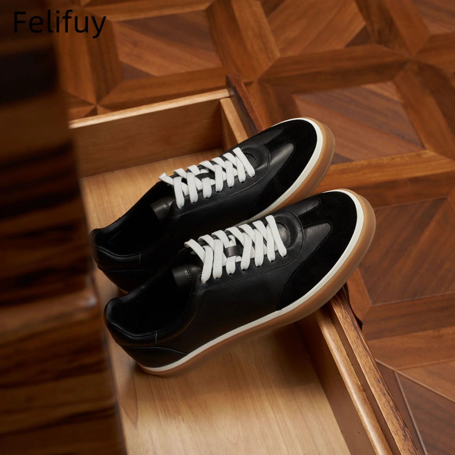 Men's Tenis Masculino Shoes Men's Leather Skate Shoes Men Fashion Casual Walking Shoes Classic Flats Men Lace-Up Mens Sneakers