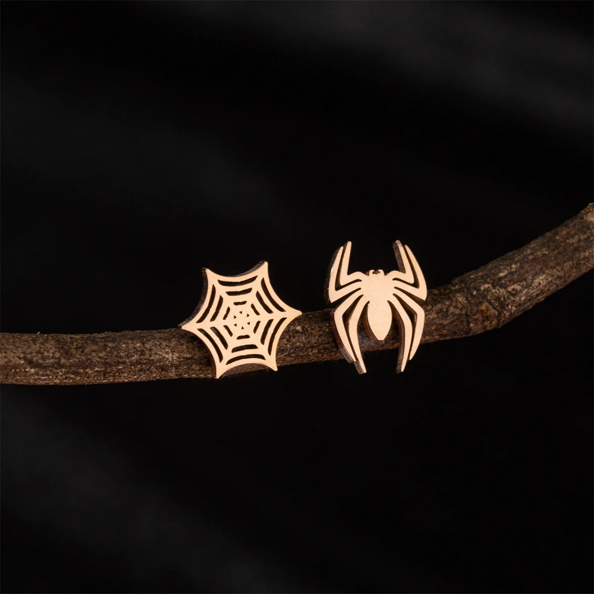 Gothic Halloween Spider Web Asymmetric Earrings For Women Punk Wolf Head Animal Black Color Piercing Ear Surgical Steel Stud