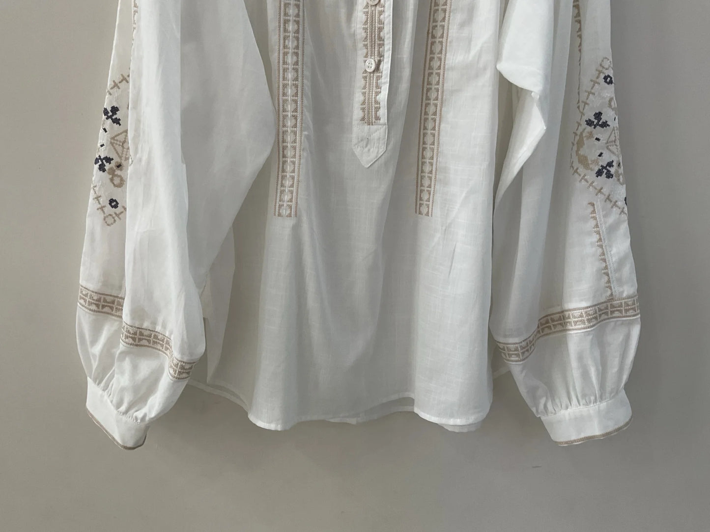 Women White Green Black Shirt Embroidery 100% Cotton Vintage Long Lantern Sleeve Front Buttons Lady O-neck Blouse 2025 Spring