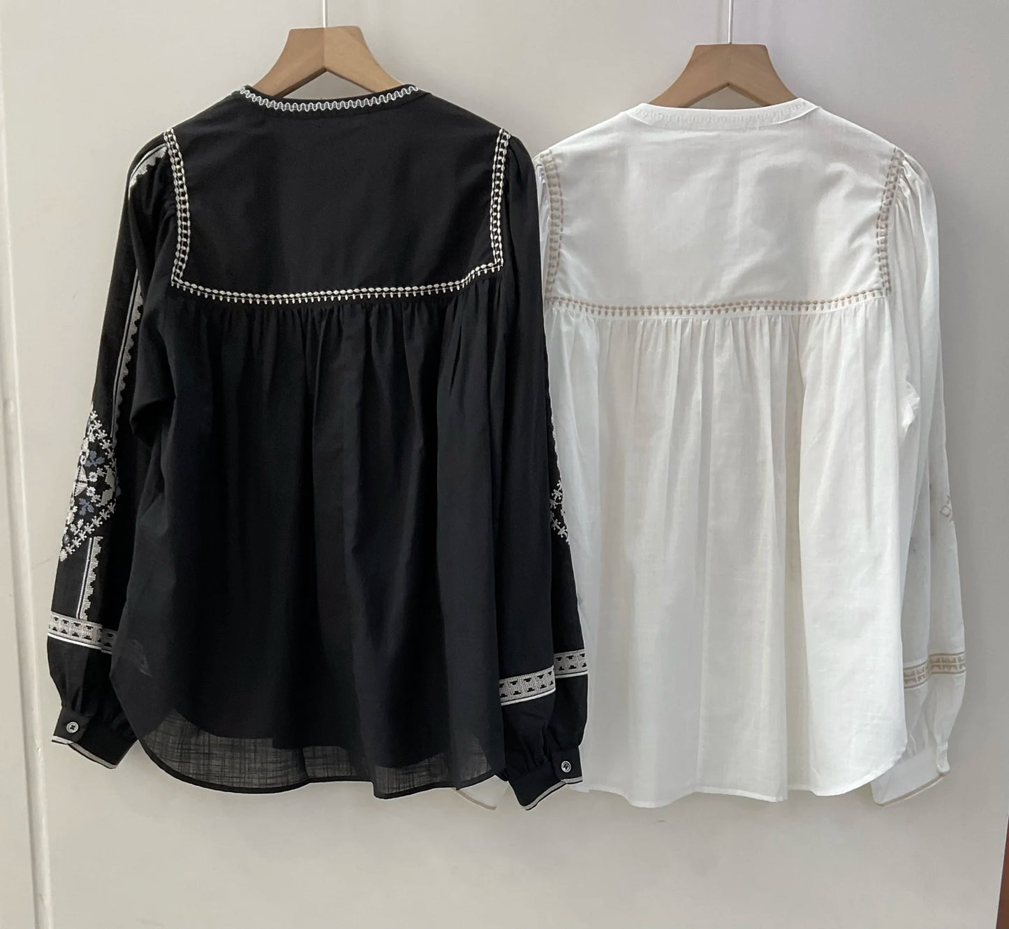 Women White Green Black Shirt Embroidery 100% Cotton Vintage Long Lantern Sleeve Front Buttons Lady O-neck Blouse 2025 Spring