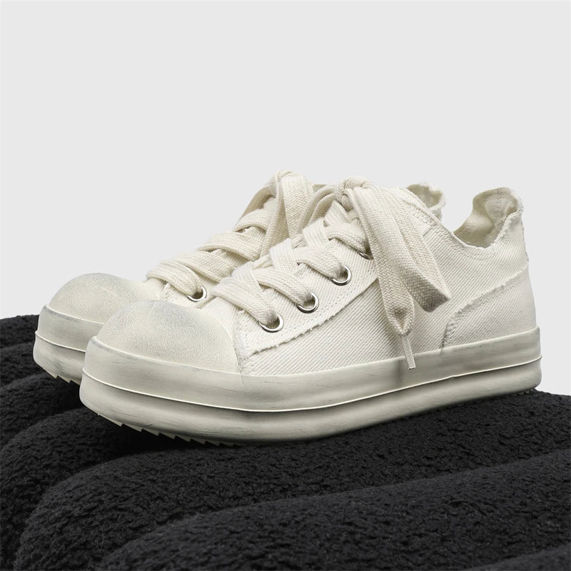 2025New Men Canvas Thick Bottom Sneakers Fashion Lace Up Casual Youth Shoes Lightweight Outdoor Comfy Flat Designer Walking Shoe