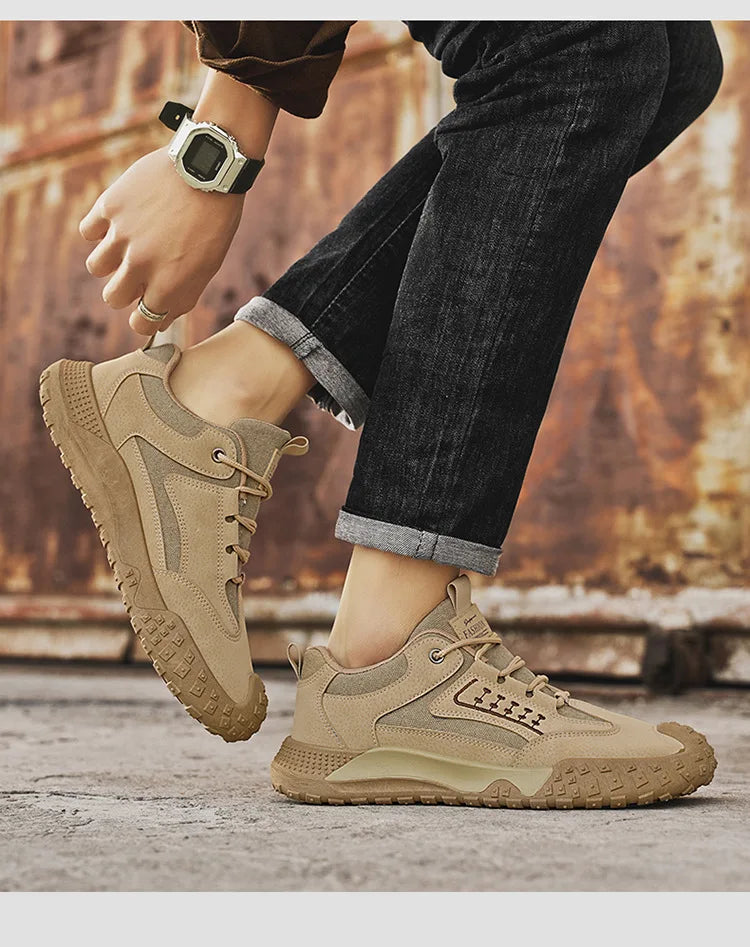 Men's Breathable Closed-Toe Hiking Shoes Non-Slip Lace-Up Low-Cut Casual Athletic Shoes Durable Outdoor Walking Sneakers for Men