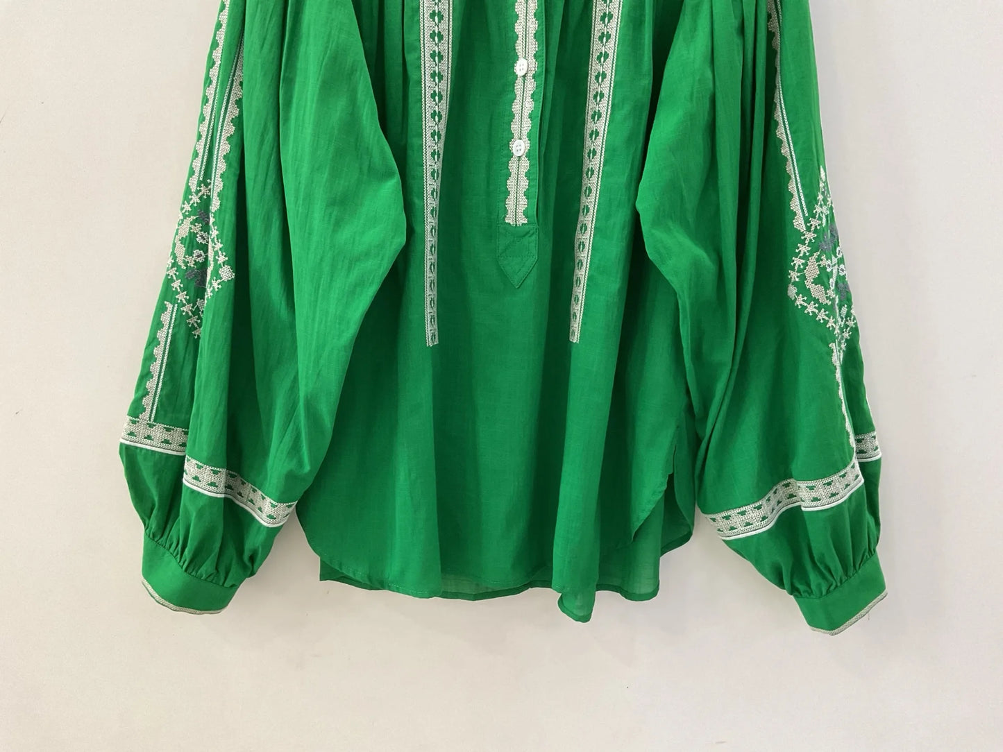 Women White Green Black Shirt Embroidery 100% Cotton Vintage Long Lantern Sleeve Front Buttons Lady O-neck Blouse 2025 Spring