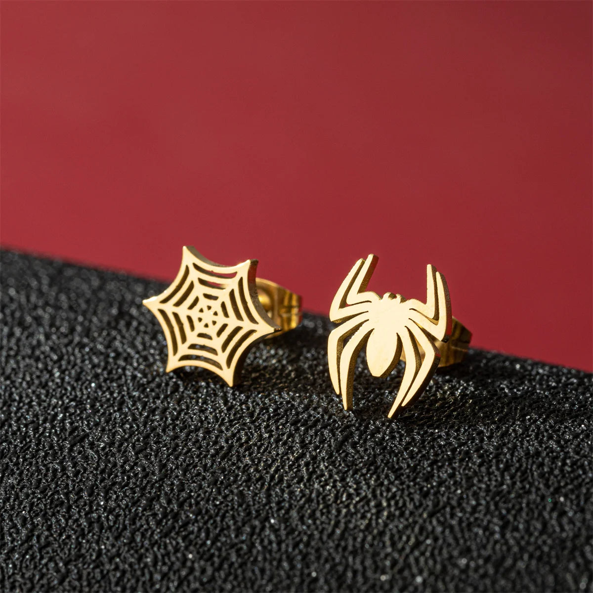 Gothic Halloween Spider Web Asymmetric Earrings For Women Punk Wolf Head Animal Black Color Piercing Ear Surgical Steel Stud