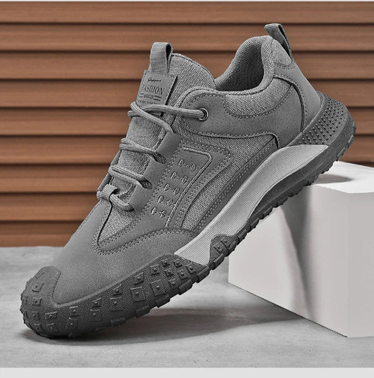 Men's Breathable Closed-Toe Hiking Shoes Non-Slip Lace-Up Low-Cut Casual Athletic Shoes Durable Outdoor Walking Sneakers for Men