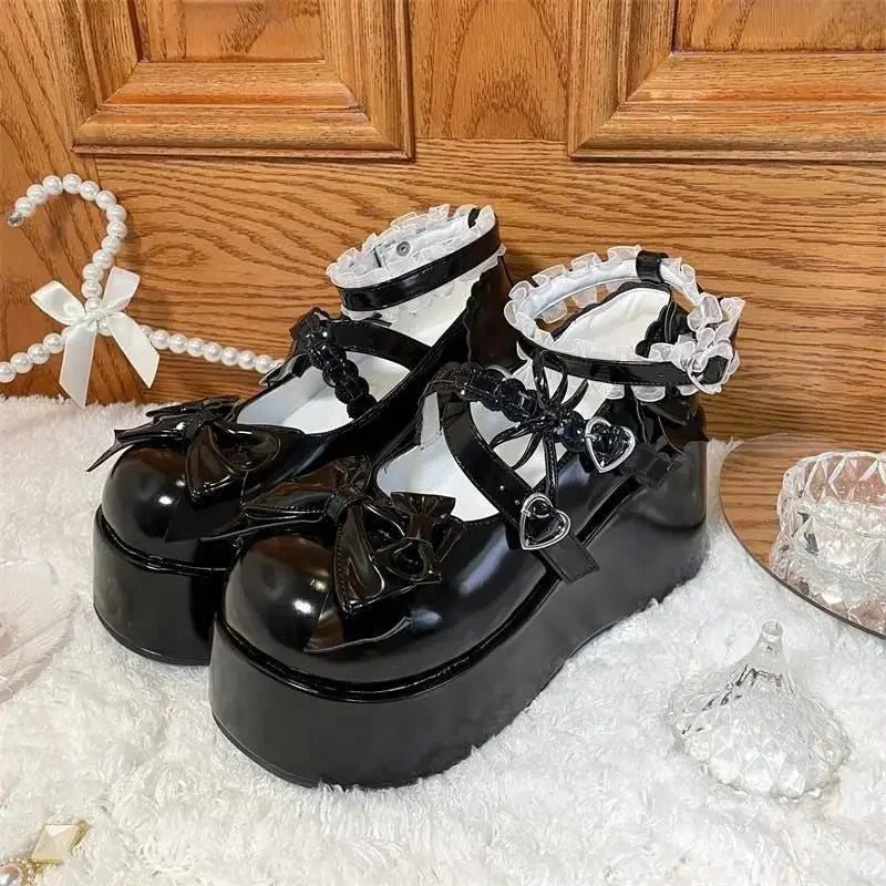 Lace Bowknot White Lolita Shoes for Women 2025 Heart Buckle Platform Mary Janes Woman Japanese Style Patent Leather Jk Shoes