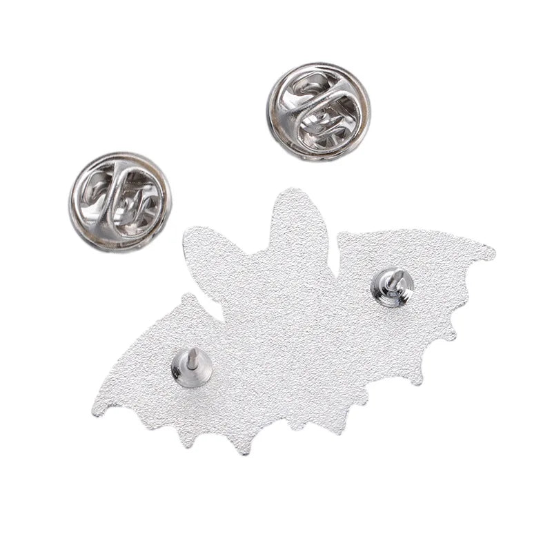 Cartoon Crescent Bat Hard Enamel Pin Goth Punk Luna Creepy Bats Animales Brooch Lapel Badge Halloween Jewelry Gifts For Friends