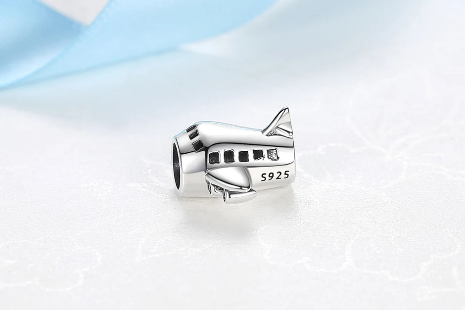 Original 925 Sterling Silver Charms Camera Suitcase London Bus Love Heart Beads Fit Bracelets Necklaces DIY Jewelry Women