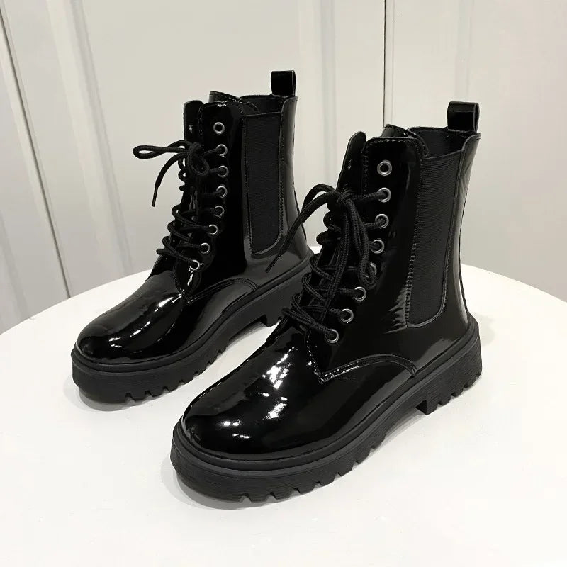 Women 2025Autumn New Tooling Boots Lady Anti Slip Waterproof Lace Up Short Boots Students Casual Thick Heel Knight Boots