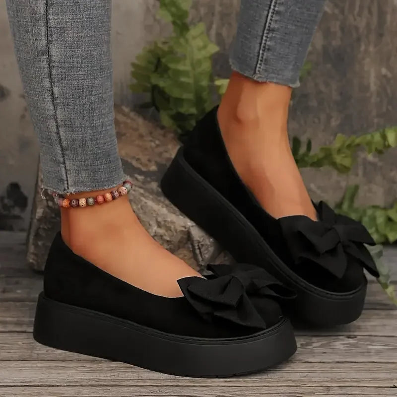 Spring and Autumn New Round Head Comfortable Sports Women's Shoes Fashionable Shallow Mouth Thick Bottom Casual Single Shoes