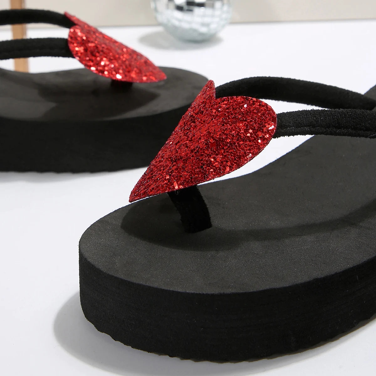 Wedges Flip Flops Women 2025 Summer Clip Toe Platform Beach Sandals Woman Lightweight Non Slip Thick Bottom Outdoor Slippers